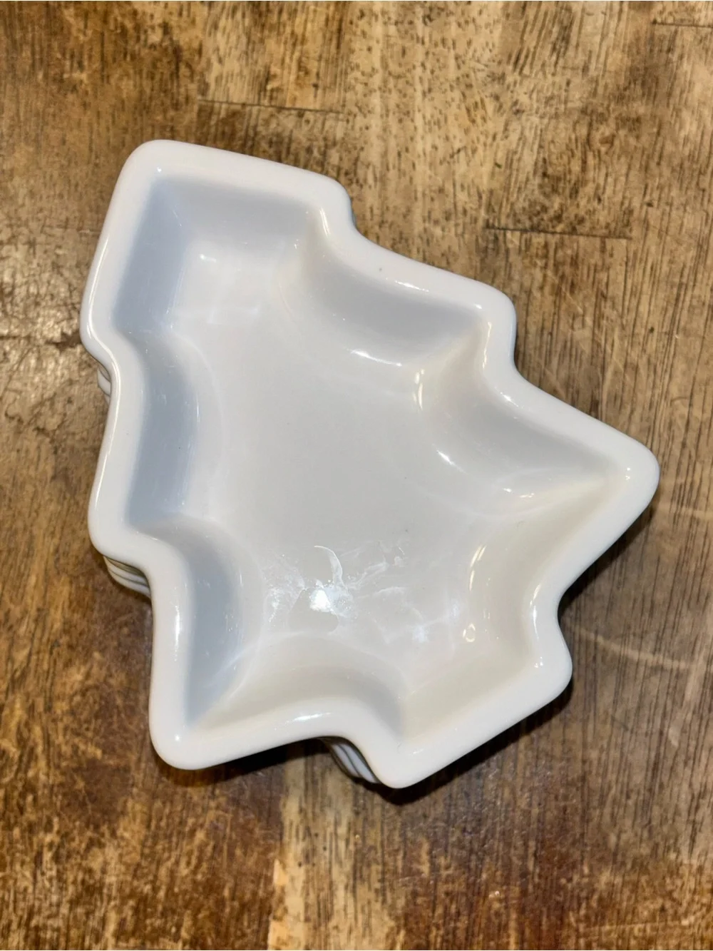 Crate & Barrel White Christmas Tree Porcelain Appetizer Bowls Le Cordon Bleu